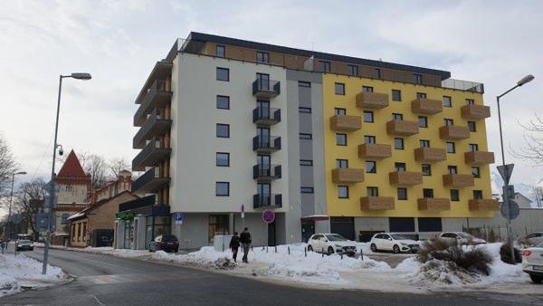 Apartment Luxury Попрад Екстериор снимка